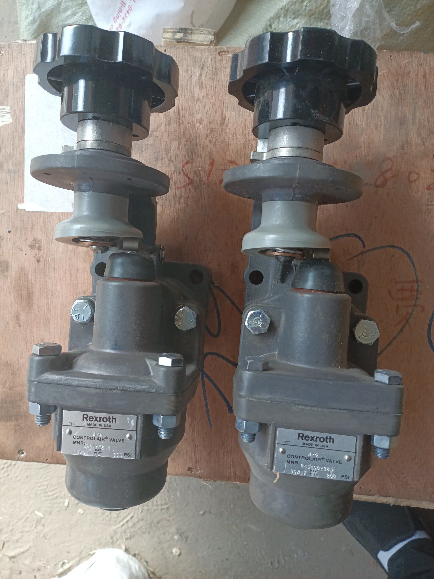 Aventics-Valve-HD-2-Fx-R431002824-R431002825-Rexroth-Valve-R431002645 (1)