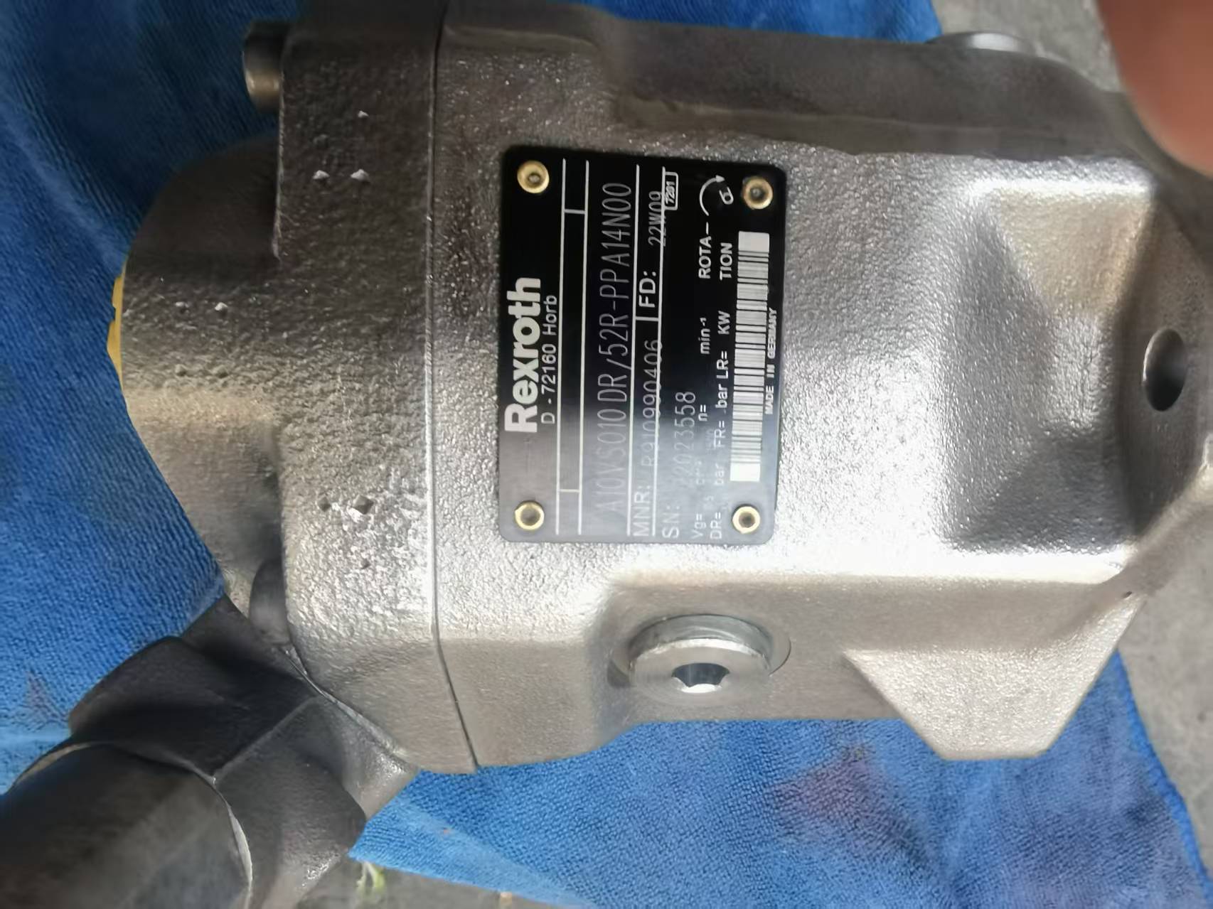 Rexroth Pump A10VS018DR/31R-PKC62K01 R910983980, A10VSO71DRG/31R ...